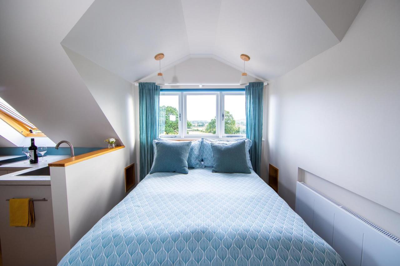 The Loft At The Little Elms Motcombe Exterior foto
